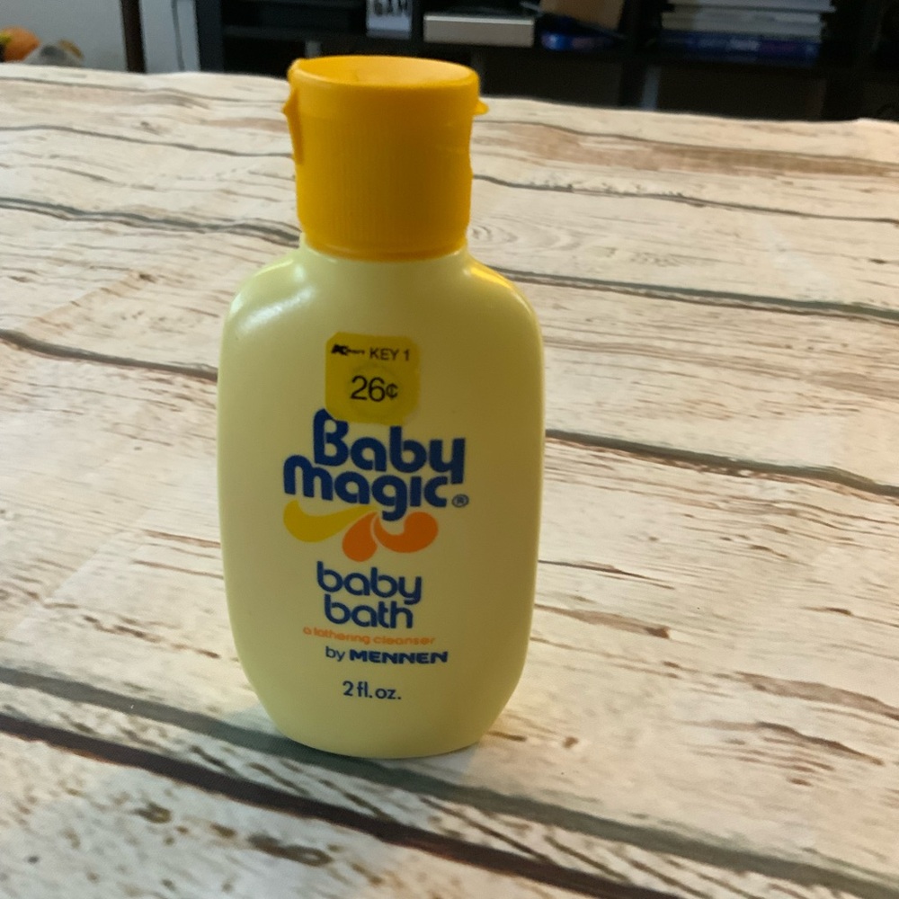 Vintage 1980s Baby Magic Baby Bath 2oz Bottle w/ Contents Mennen Movie Prop